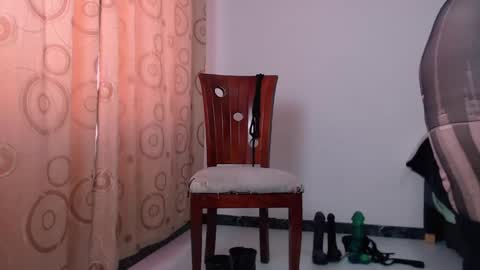 Snapshot of nicole_ks chatting on January 18, 2025, 3:05 pm NICOLE online show from January 18, 2025, 3:05 pm
