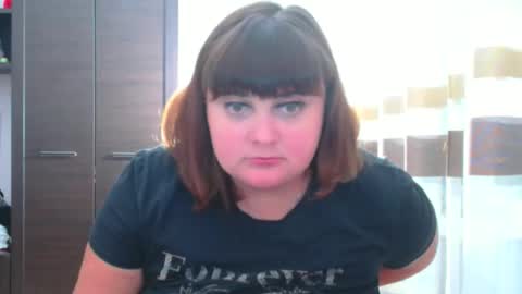 Nicole online show from November 15, 2025, 9:32 pm