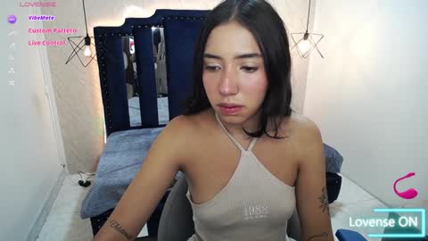 Snapshot of nicole_samantha chatting on January 21, 2025, 11:46 am Samantha online show from January 21, 2025, 11:46 am