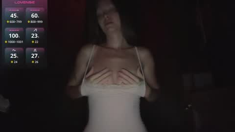 Snapshot of nicoledollyxx chatting on July 28, 2026, 10:42 pm nicoledollyxx online show from July 28, 2026, 10:42 pm
