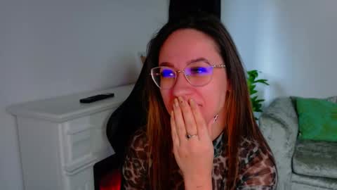 Snapshot of nicoleirisxxx chatting on February 10, 2026, 6:17 am nicoleirisxxx online show from February 10, 2026, 6:17 am