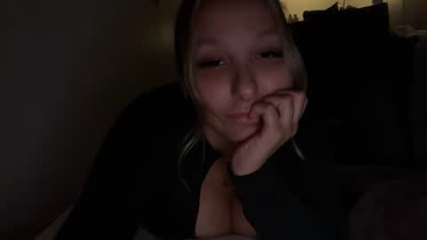 nicolelovesyou444 online show from June 17, 2026, 2:47 am