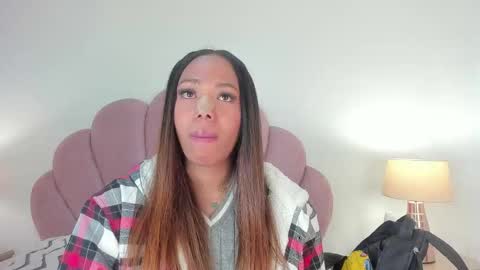 NICOLE online show from November 10, 2025, 12:37 pm