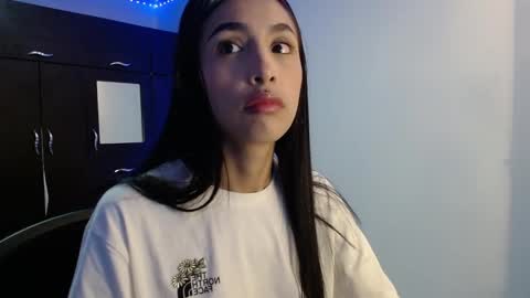 Snapshot of nicoletta_c66 chatting on February 23, 2026, 11:24 pm Nicole online show from February 23, 2026, 11:24 pm