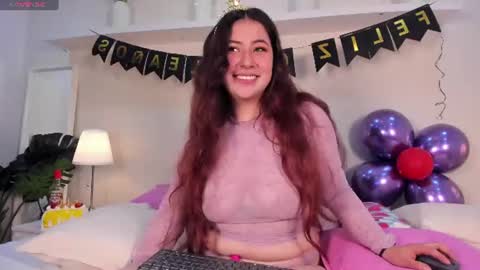 nicolle_evanss_ online show from July 11, 2026, 4:04 am