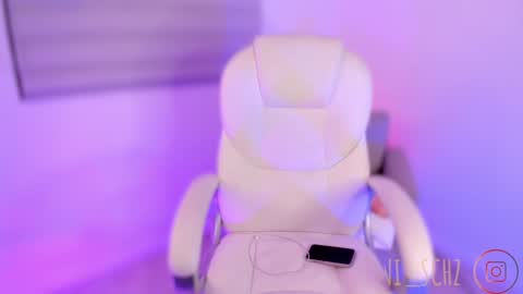 Snapshot of nicolle_sanchezz chatting on February 3, 2025, 12:04 am online show from February 3, 2025, 12:04 am