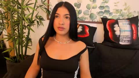 Snapshot of nicollelima chatting on February 28, 2025, 8:07 pm Nicolle Lima online show from February 28, 2025, 8:07 pm