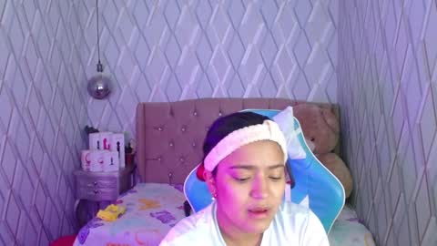 Snapshot of nicolletaylorq chatting on February 16, 2025, 2:42 am Nicolle Miley online show from February 16, 2025, 2:42 am