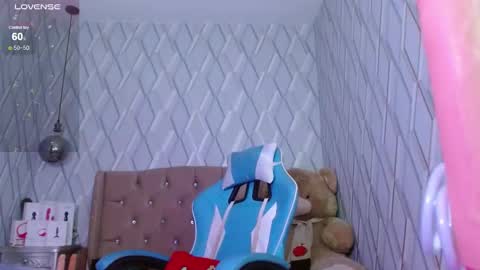 Snapshot of nicolletaylorq chatting on February 25, 2025, 6:47 am Nicolle Miley online show from February 25, 2025, 6:47 am