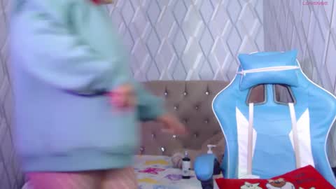 Snapshot of nicolletaylorq chatting on March 6, 2025, 4:52 am Nicolle Miley online show from March 6, 2025, 4:52 am