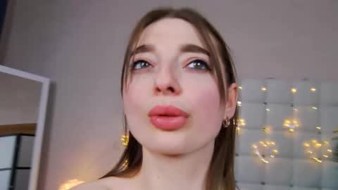 Snapshot of nicolros chatting on February 12, 2025, 3:49 pm NicolRos online show from February 12, 2025, 3:49 pm