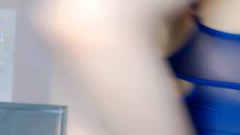 Snapshot of nicolros chatting on November 6, 2025, 1:12 pm NicolRos online show from November 6, 2025, 1:12 pm