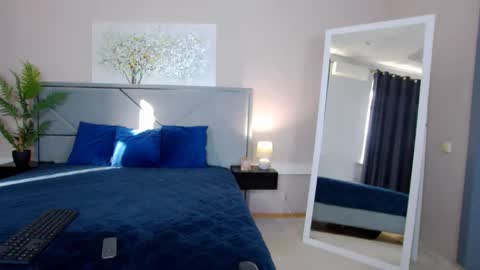 Snapshot of nicolros chatting on November 21, 2025, 9:30 am NicolRos online show from November 21, 2025, 9:30 am