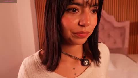 NicolRoss online show from November 17, 2025, 10:04 pm