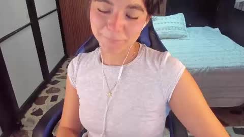 NicolRoss online show from July 21, 2026, 11:29 pm