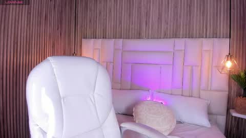 Nicol online show from May 28, 2026, 11:18 am