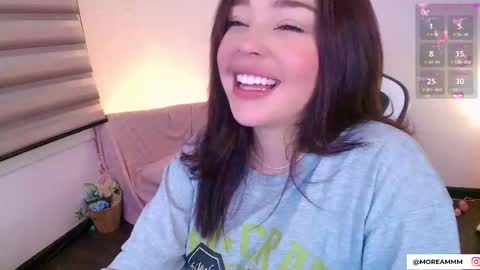 Nicol online show from December 17, 2025, 1:44 am