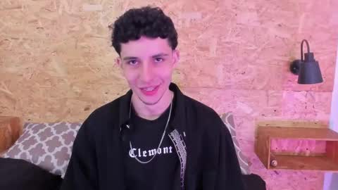 Snapshot of nicosantanax chatting on October 20, 2025, 2:28 pm Nico online show from October 20, 2025, 2:28 pm