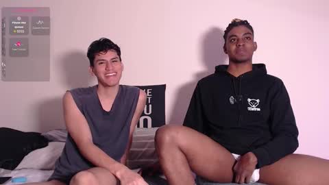 Snapshot of nicoymark1 chatting on December 5, 2025, 6:44 am Nico y Mark online show from December 5, 2025, 6:44 am