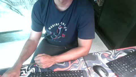 night_rider09711 online show from May 22, 2026, 4:41 am