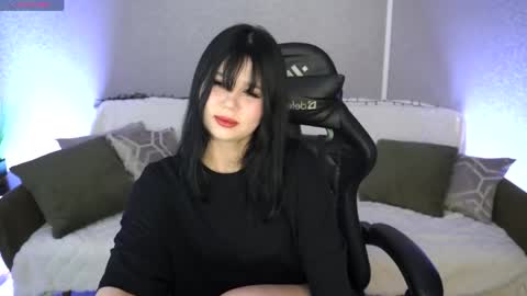 Aylin online show from April 16, 2026, 9:39 pm