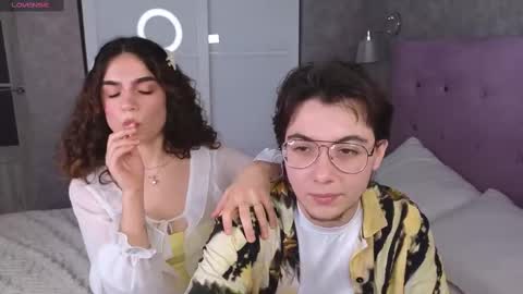 Snapshot of nightfloat chatting on February 21, 2025, 11:21 pm Daisy nd Tyler 3 online show from February 21, 2025, 11:21 pm