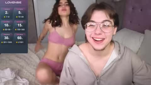 Snapshot of nightfloat chatting on February 23, 2025, 2:51 am Daisy nd Tyler 3 online show from February 23, 2025, 2:51 am