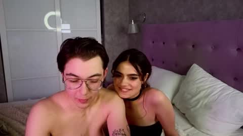 Snapshot of nightfloat chatting on March 3, 2025, 5:53 am Daisy nd Tyler 3 online show from March 3, 2025, 5:53 am