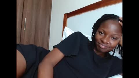 nightnurse2030 online show from November 23, 2025, 12:05 pm