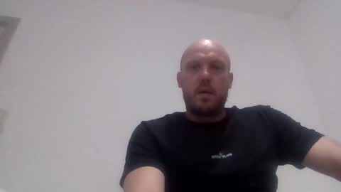 nighttime online show from September 19, 2025, 10:10 pm