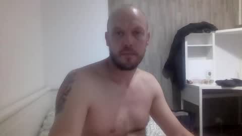 nighttime online show from September 21, 2025, 1:40 am