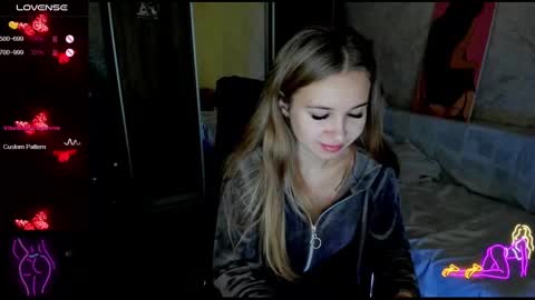 nigo_nika online show from January 12, 2025, 2:30 pm