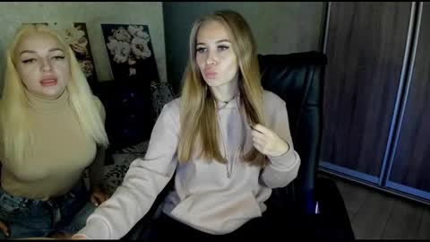 nigo_nika online show from October 10, 2025, 12:59 pm