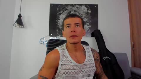 Snapshot of niickcooper chatting on February 2, 2025, 12:30 am Niick online show from February 2, 2025, 12:30 am