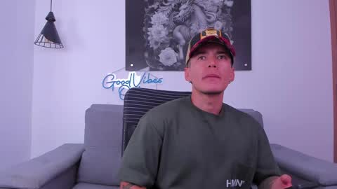 Snapshot of niickcooper chatting on February 15, 2025, 3:09 am Niick online show from February 15, 2025, 3:09 am