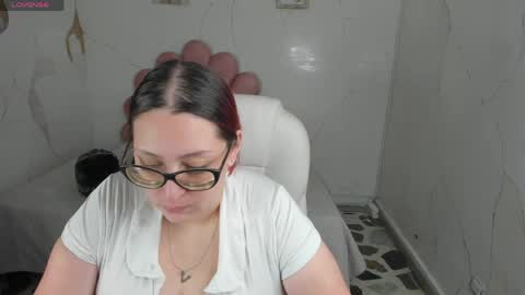 Anni online show from April 3, 2026, 4:43 am