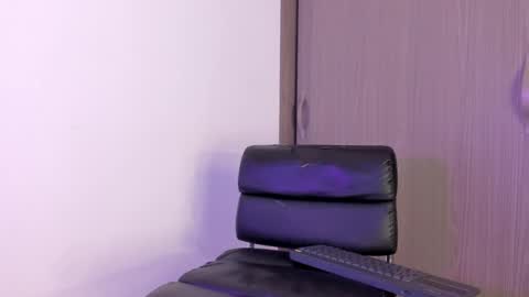 Snapshot of niicoleth_ chatting on February 20, 2026, 1:02 am Nicoleth Mendez online show from February 20, 2026, 1:02 am