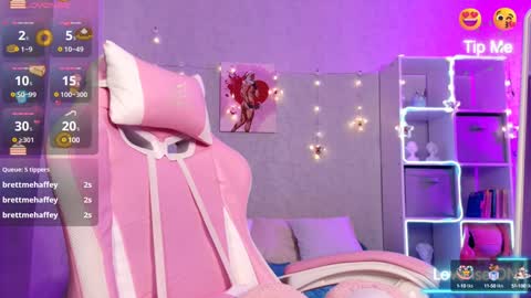 Snapshot of niicolle18 chatting on January 18, 2025, 5:20 am Nicole online show from January 18, 2025, 5:20 am