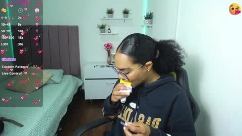          online show from December 7, 2024, 1:40 pm