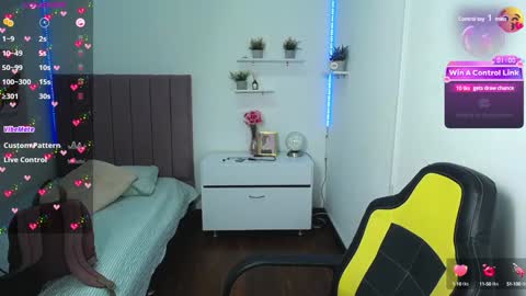          online show from December 7, 2024, 4:47 pm