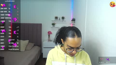          online show from December 30, 2024, 1:36 pm