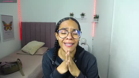          online show from February 6, 2025, 1:54 pm