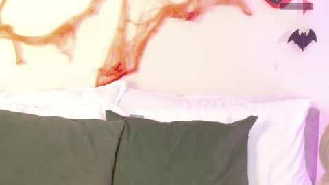 NINAINK online show from November 1, 2025, 2:08 pm