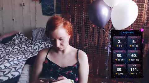 Snapshot of nika_fuchs chatting on February 22, 2025, 1:35 pm Nika online show from February 22, 2025, 1:35 pm