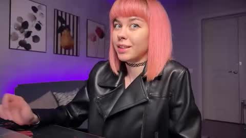 Snapshot of nika_lodge_official chatting on February 6, 2026, 2:42 pm Russian sweet baby online show from February 6, 2026, 2:42 pm