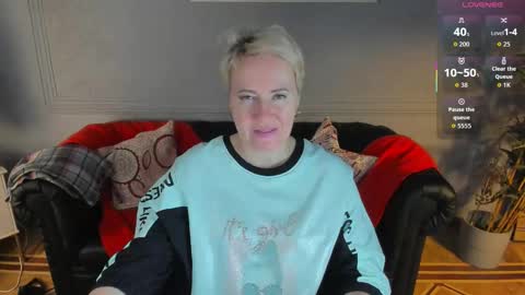 Snapshot of nika_smit chatting on January 10, 2026, 5:53 am Nika online show from January 10, 2026, 5:53 am