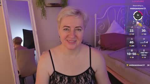 Snapshot of nika_smit chatting on February 21, 2026, 5:52 am Nika online show from February 21, 2026, 5:52 am