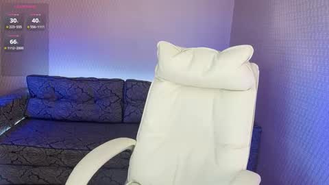 Snapshot of nikastill_ chatting on September 18, 2025, 7:10 am NikaStill online show from September 18, 2025, 7:10 am