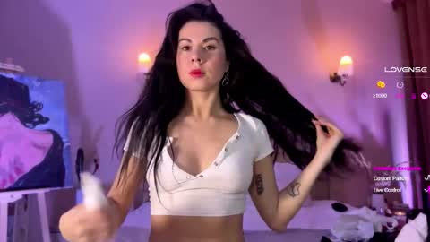 Snapshot of nikavenus chatting on November 17, 2025, 7:36 am Nika online show from November 17, 2025, 7:36 am