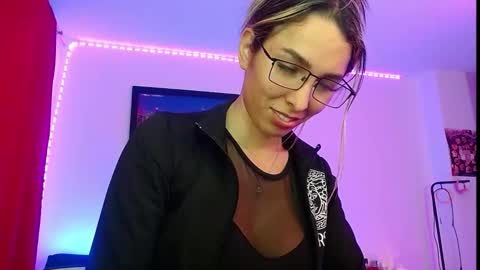Snapshot of niki_1998 chatting on September 13, 2025, 11:48 pm Natalia online show from September 13, 2025, 11:48 pm